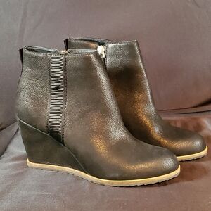 Linea Paolo Winslet 2 NWT'S